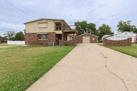 715 7th, Minneapolis, KS 67467