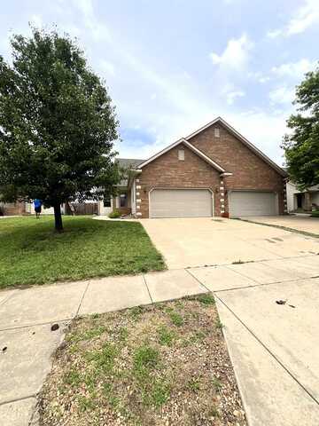 2249 Saddlebrook Drive, Salina, KS 67401