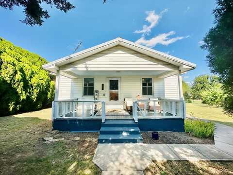 330 N Illinois Ave, Sylvan Grove, KS 67481