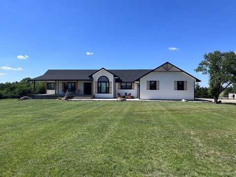 945 Coronado Rd, Tescott, KS 67484