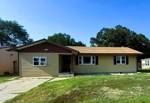 120 W North St, Lincoln, KS 67455