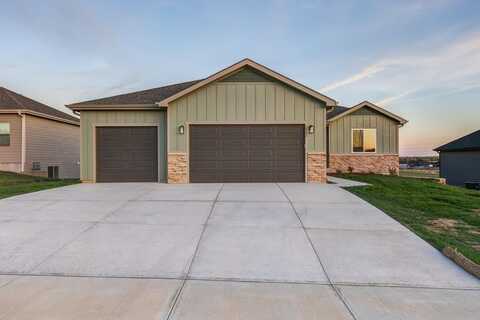 1933 Wheatland Valley Dr., Salina, KS 67401