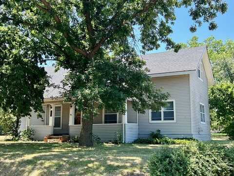 207 N Logan, Beloit, KS 67420