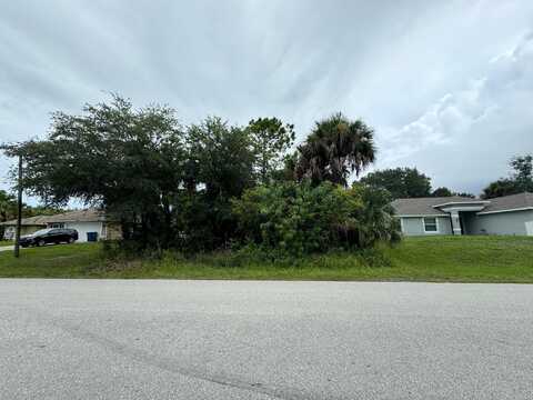 561 Garbelmann Street SW, Palm Bay, FL 32908