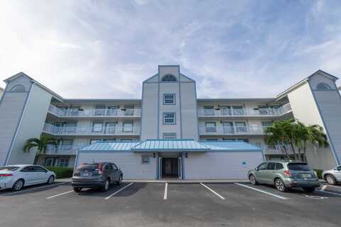 630 S Brevard Avenue, Cocoa Beach, FL 32931