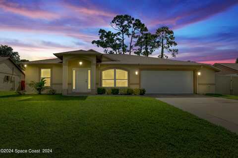 1261 Medina Avenue NW, Palm Bay, FL 32907