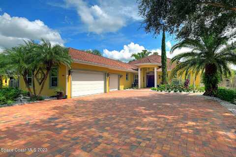 8666 95th Avenue, Vero Beach, FL 32967