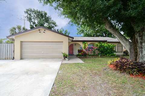 879 Levitt Parkway, Rockledge, FL 32955