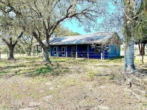 1160 County Road 152, Hallettsville, TX 77964