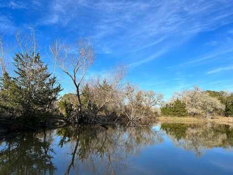 10021 Oil Field Road, Brenham, TX 77833