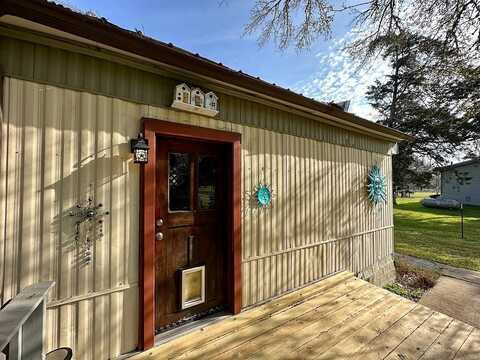 928 Chapparal Road, La Grange, TX 78945