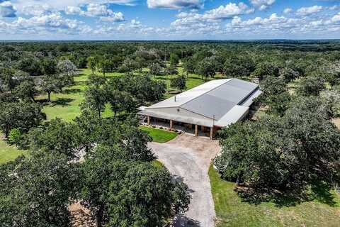 4896 Windmill Cove, Waelder, TX 78959