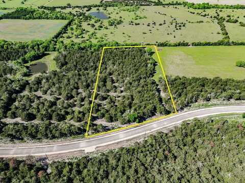 511 Vineyard View Trail, Carmine, TX 78932