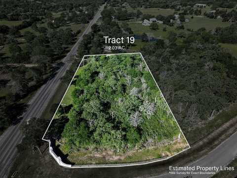 103 Woodland Meadows Lane, La Grange, TX 78945