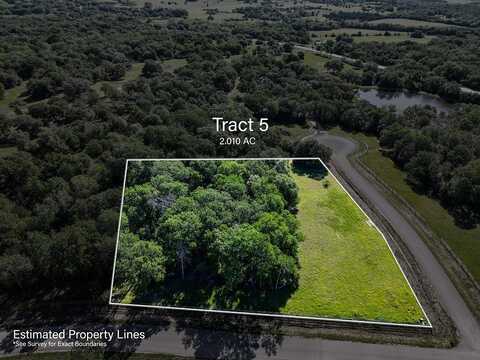 103 Woodland Creek Lane, La Grange, TX 78945