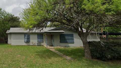 348 North Burke Street, Goliad, TX 77963