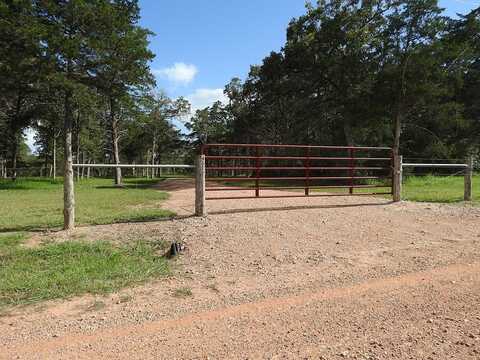 5623 County Road 132, Hallettsville, TX 77964