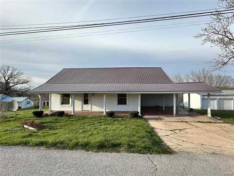 1302 East 3rd Street, Salem, MO 65560