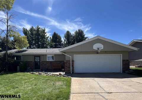 1515 BEVERLY BLVD, Gering, NE 69341