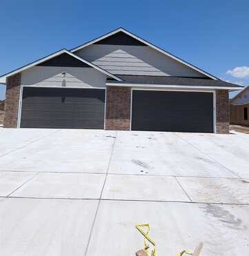 1146-1148 W Trek, Goddard, KS 67052