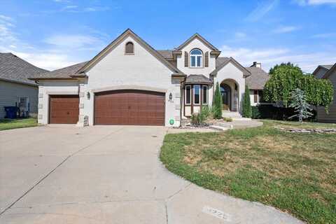 8225 E Oxford Ct, Wichita, KS 67226