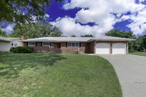 559 N Angle, Andover, KS 67002