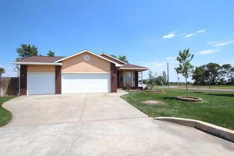 118 S Berkshire Ave, Bentley, KS 67016