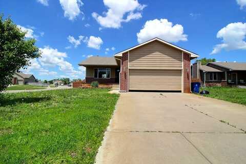 5526 S Meadowview Ct, Wichita, KS 67216