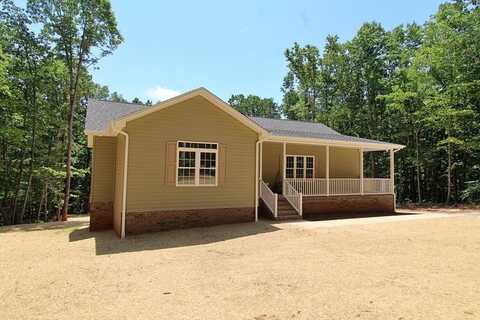 1582 Oakridge Rd., Appomattox, VA 24522