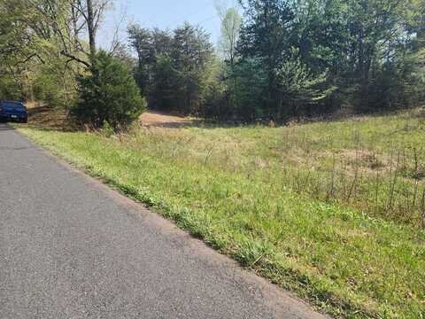 Horseshoe Rd., Appomattox, VA 24522