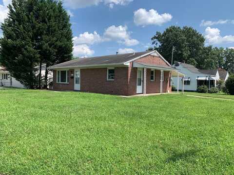 843 Hughes St, Danville, VA 24541