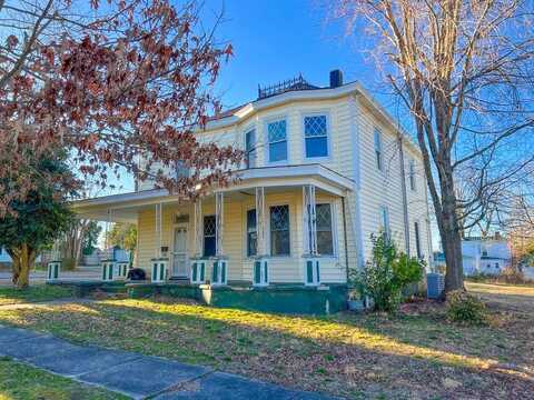 301 Oliver Avenue, Crewe, VA 23930