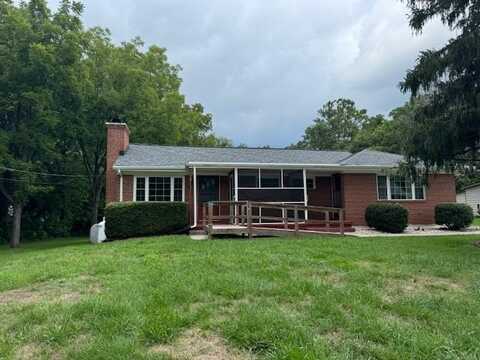 348 Lucy St, Appomattox, VA 24522