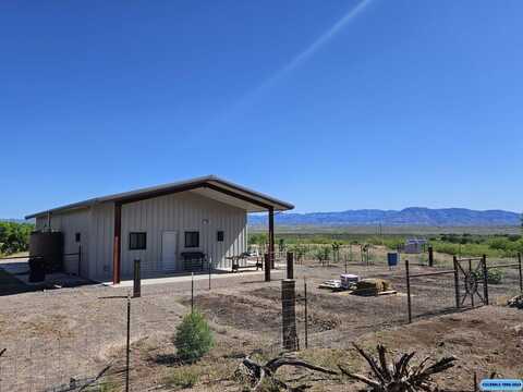 41 Fast Draw, Cliff, NM 88028