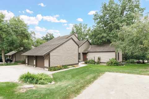 116 Glenview Court, Janesville, WI 53548