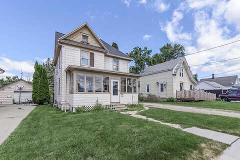 414 W 3rd Street, Beaver Dam, WI 53916