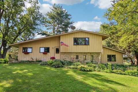 W10599 County Road TT, Columbus, WI 53925