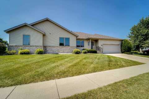 283 Alpine Parkway, Oregon, WI 53593