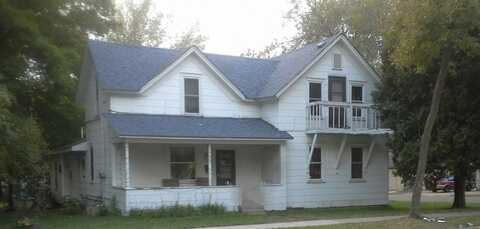 1203 E 9th Street, Menomonie, WI 54751