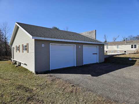 309 Driscoll Lane, Oxford, WI 53952