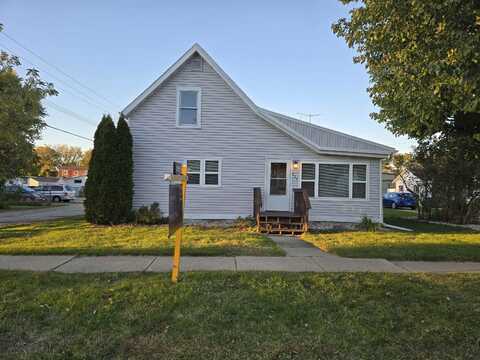 223 E Washington Street, Poynette, WI 53955