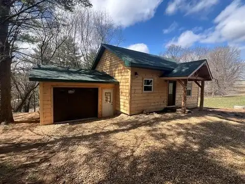 E4243 Kickapoo Court, La Valle, WI 53941