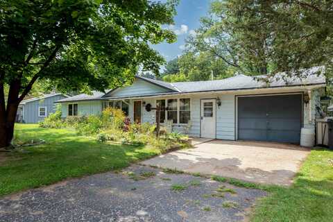 329 Canal Street, Princeton, WI 54968