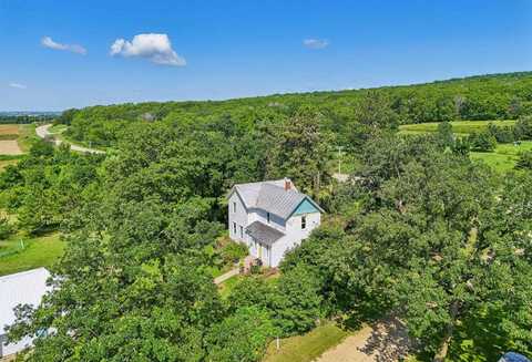 8875 County Road ID, Blue Mounds, WI 53517