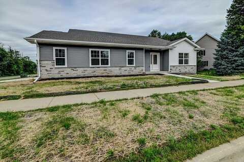 5320 MAGDALENE Court, Middleton, WI 53562