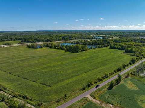 141 +/- Acres Highway 33, Portage, WI 53901