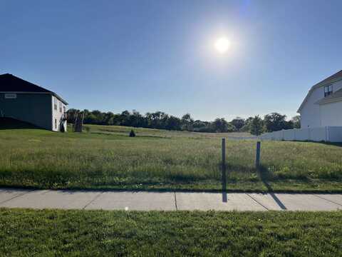 415 Bettebo Circle, Oregon, WI 53575