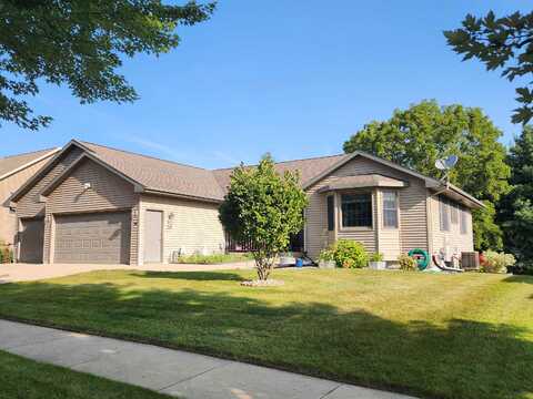 1240 Fieldcrest Drive, Edgerton, WI 53534