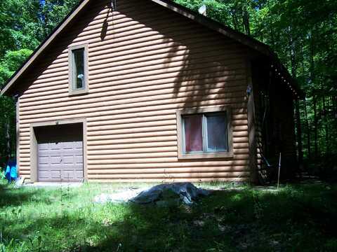 N13150 Harper Road, Athelstane, WI 54104