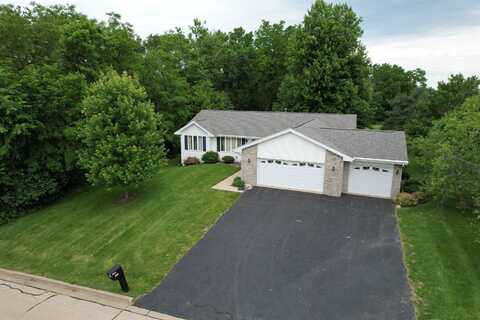 1010 Cadillac Drive, Platteville, WI 53818